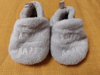 Chaussons bébé garçon gris
