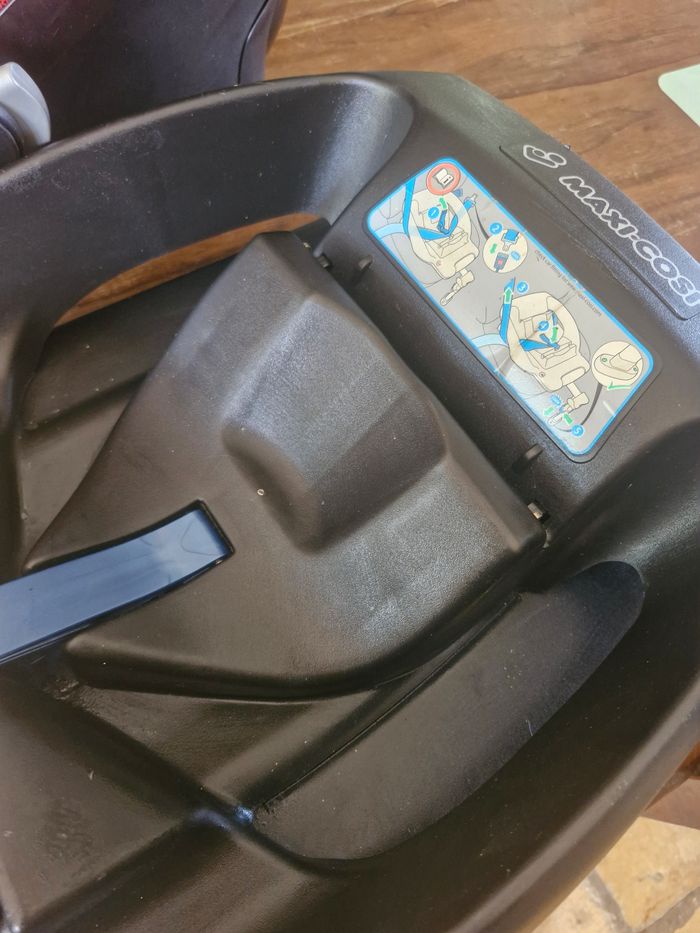 Base isofix + coque maxi cosy - photo numéro 8