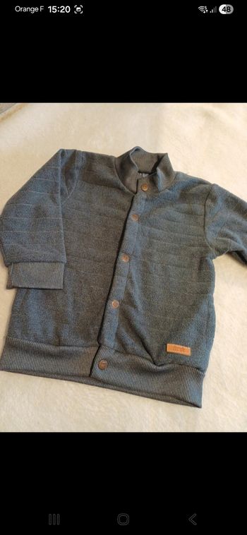 Sweat bébé taille 12 mois