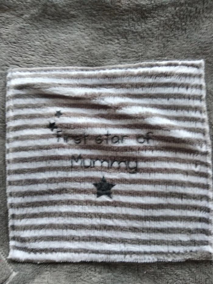 Petit carré doudou - photo numéro 2