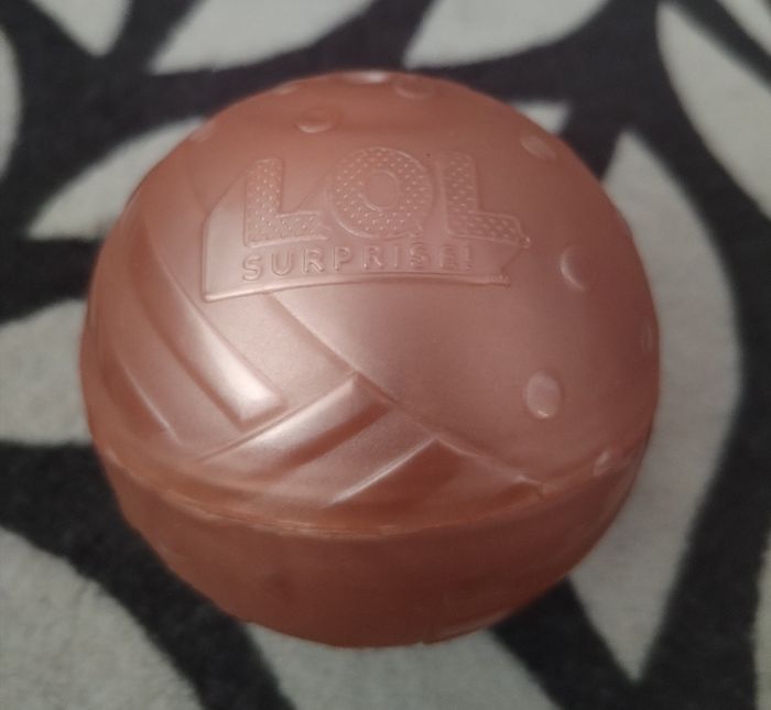 Poupée LOL Surprise "Edition Gold spécial luxe rare neuve - photo numéro 4