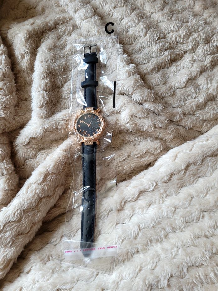 Montre quartz femme - photo numéro 5
