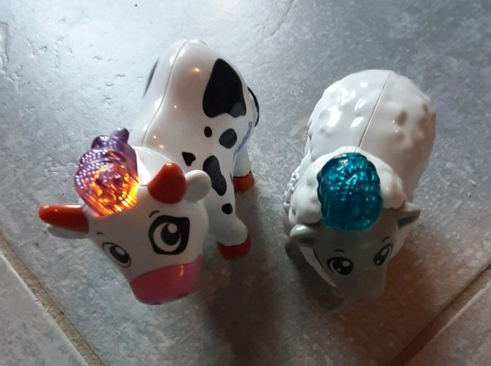 2 tut tut animo sans roues vache et mouton