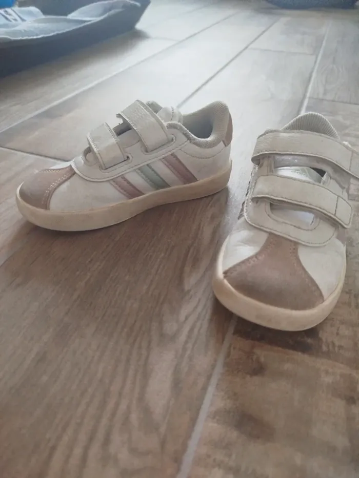 Baskets adidas scratch - 25 - photo numéro 3
