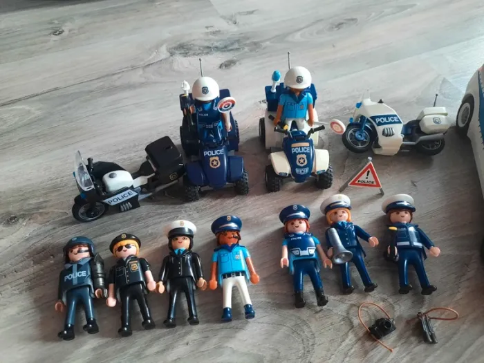 Lot playmobil 'Police' - photo numéro 2