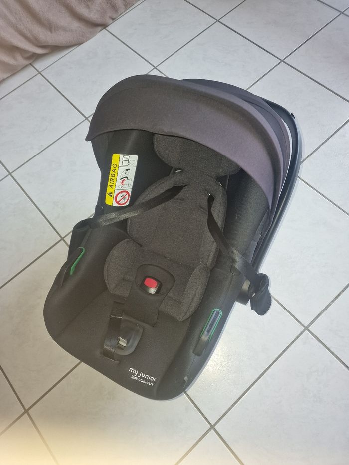 my junior® Cosmo 2.0 i-Size coque bébé by Avionaut