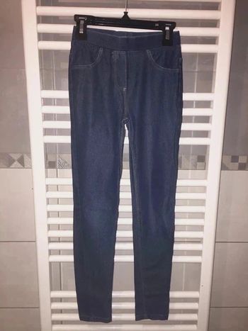 Jegging Gemo taille 10 ans en tbe à 5 euros