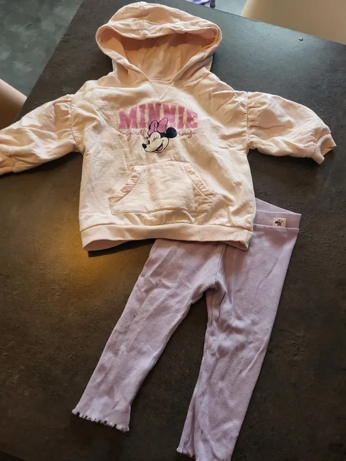 Tenue 18 mois minnie