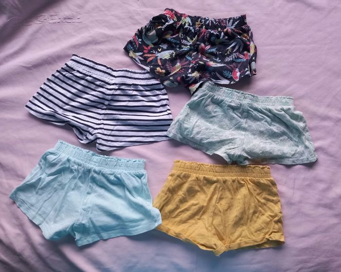 Lot shorts 5 ans - photo numéro 2
