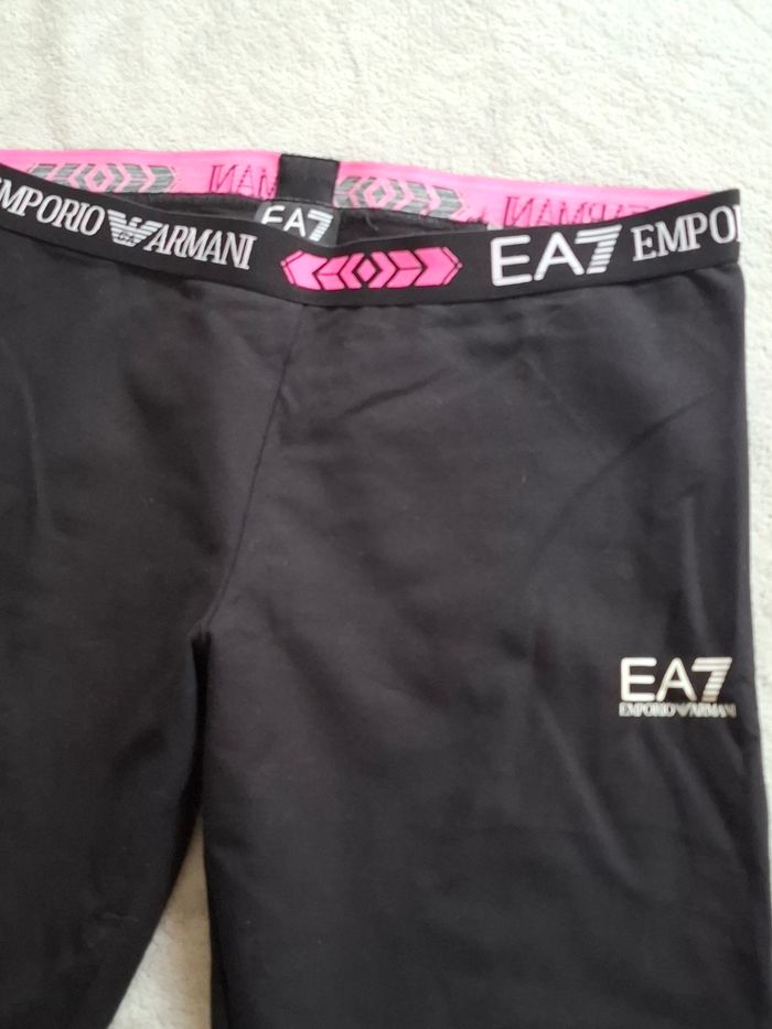 Jogging EA7 XS-S coton, neuf, dimensions disponibles - photo numéro 5