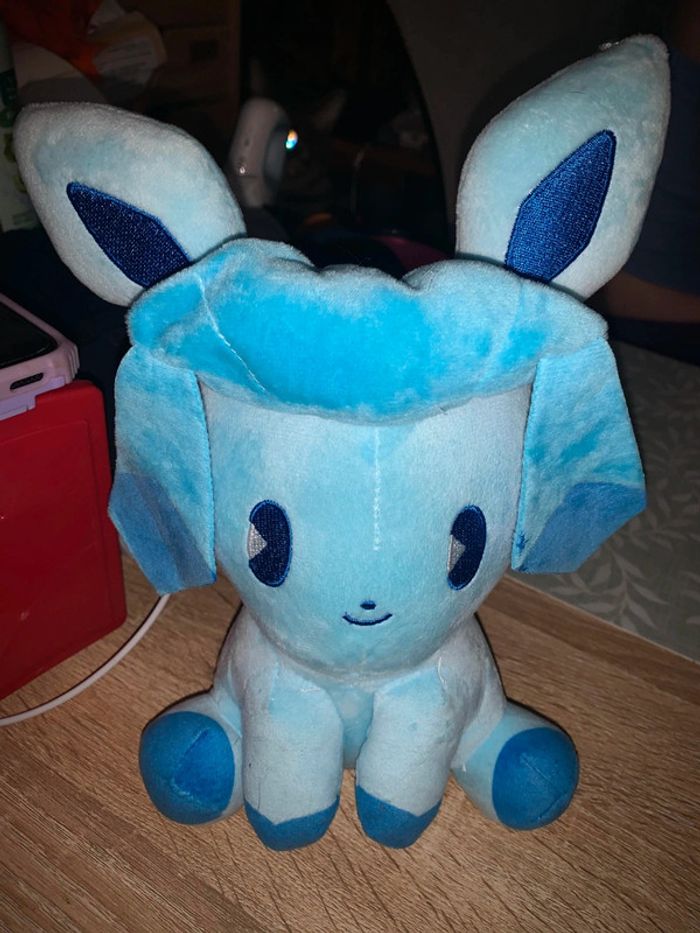 Peluche Eevee glaceon pokemon