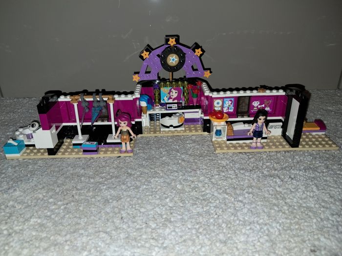 Lego Friends - La loge de la chanteuse - 41104 - photo numéro 2