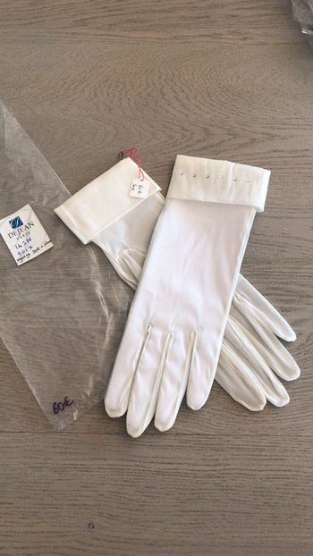 Gants de mariée organza de soie écru et strass