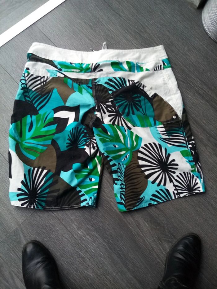 Short de bain homme T. 46 - photo numéro 9