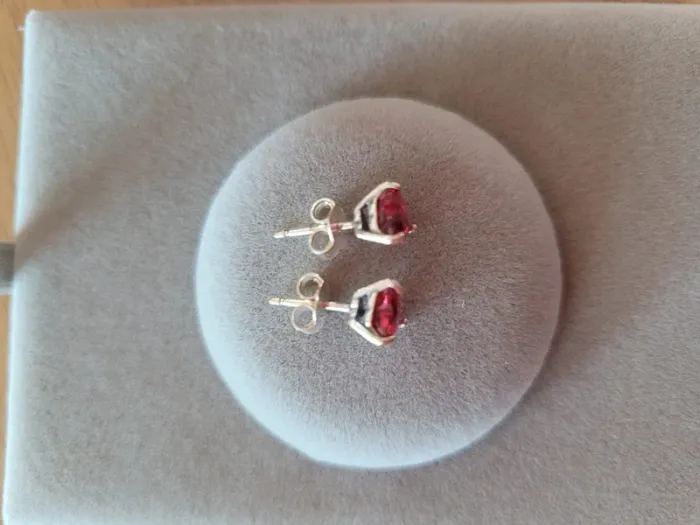 Clous d’Oreilles Cœur  rouge pandora neuf - photo numéro 4