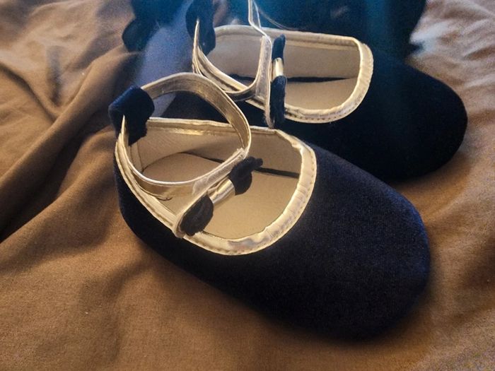 Chausson bleu pour fête - photo numéro 3