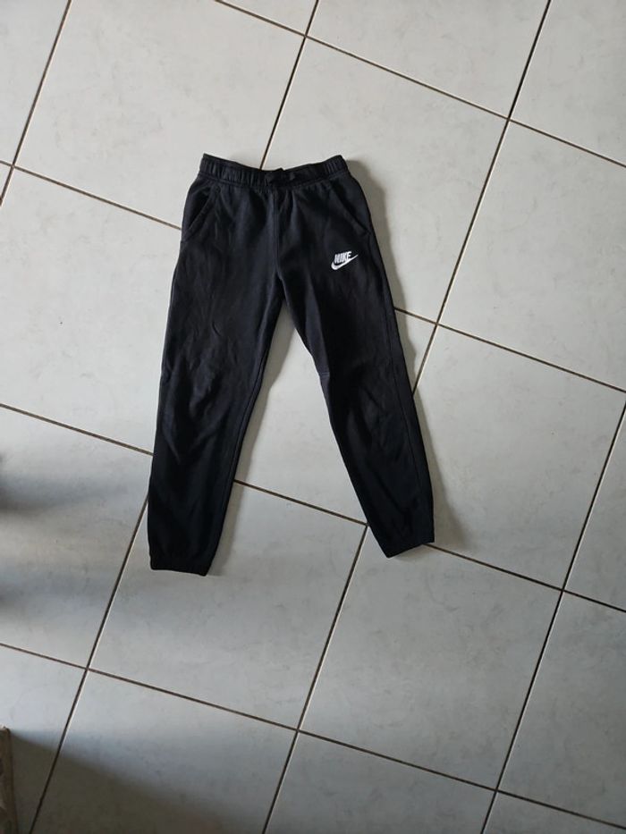 Pantalon de jogging nike 10/12 ans U42