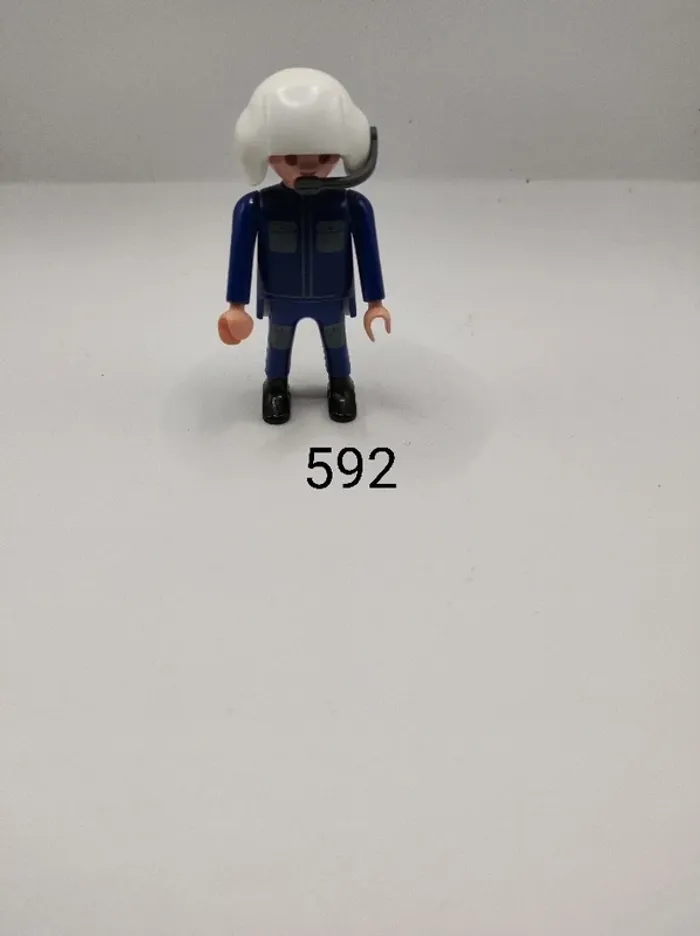 Pilote hélicoptère playmobil