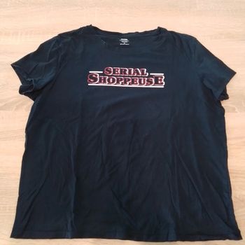 tshirt serial shoppeuse