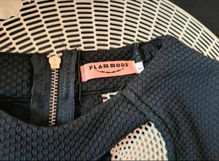 Robe, taille L, marque flam mode - photo numéro 3