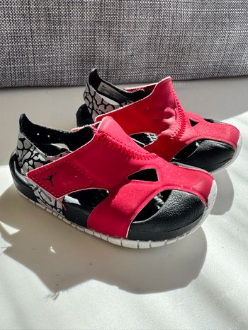 Sandales Nike Jordan - taille 21