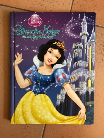 Livre Disney Blanche Neige