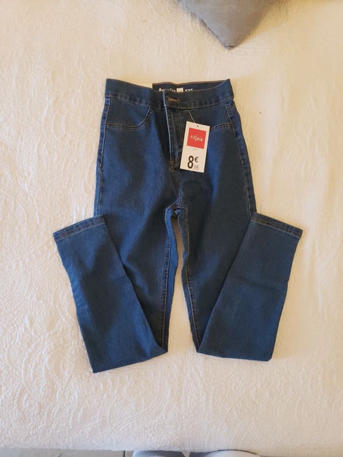 Jean tregging, taille XXS, neuf, tissaia