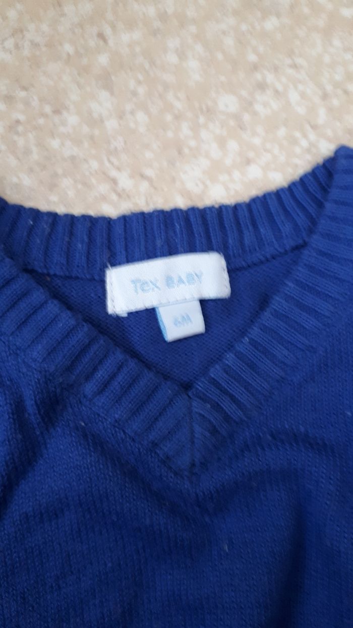 Lot 2 pull sans manches taille 6 mois - photo numéro 4