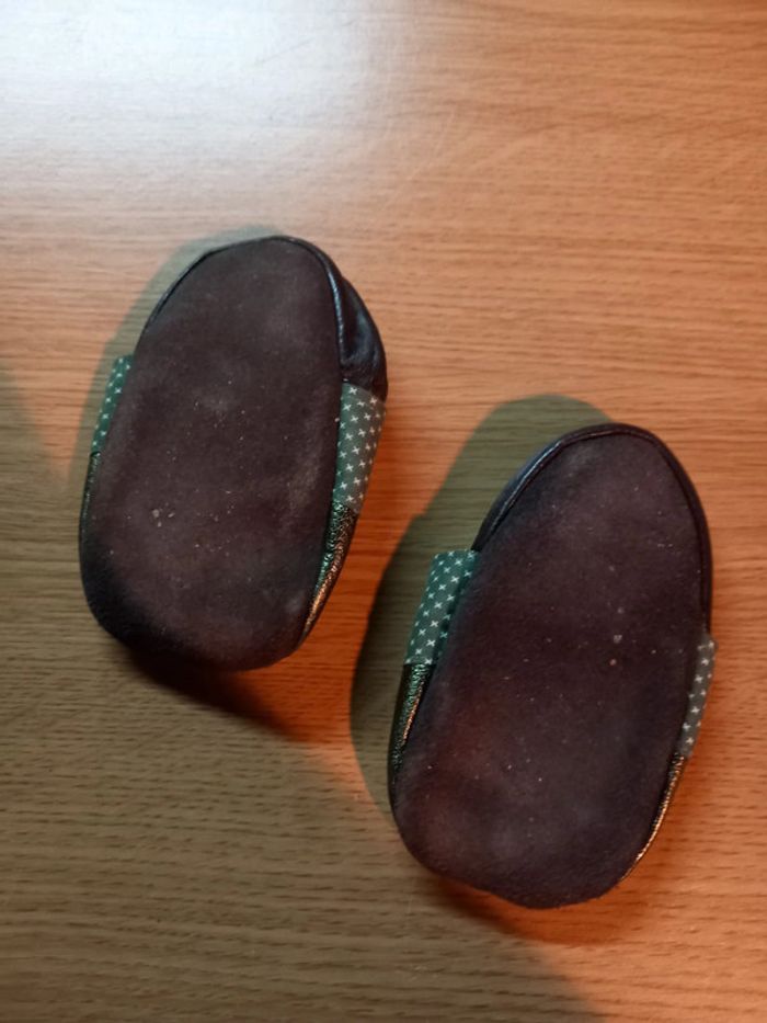 Chaussons Taille 6-12 mois - photo numéro 2