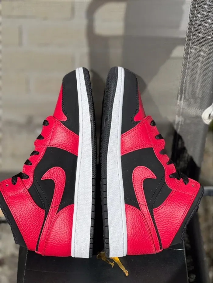 Nike air jordan 1 mid bred 40 neuve - photo numéro 5