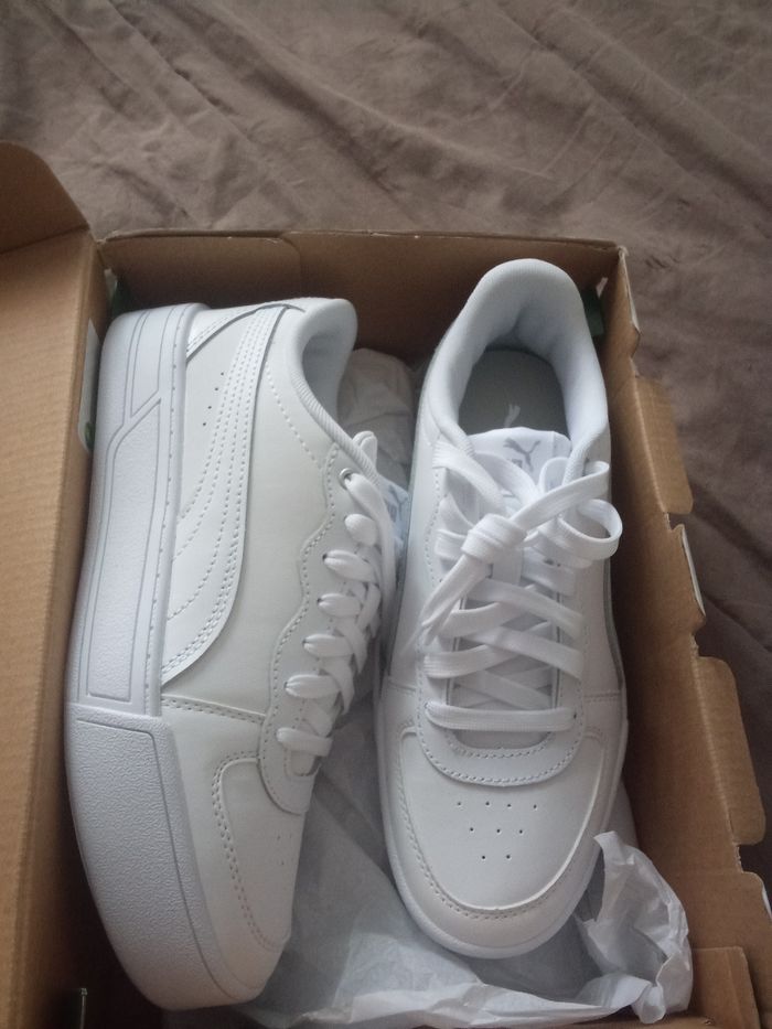 Tennis neuves - photo numéro 2