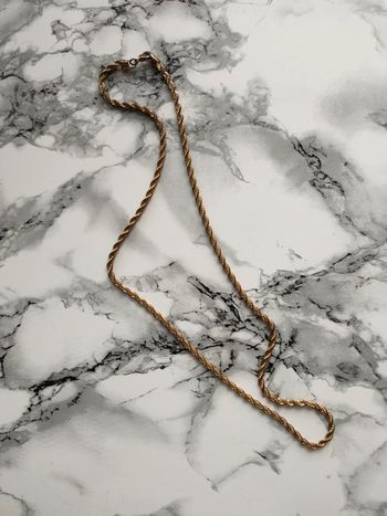Collier torsadé vintage doré
