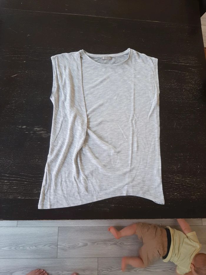 Pull sans manche