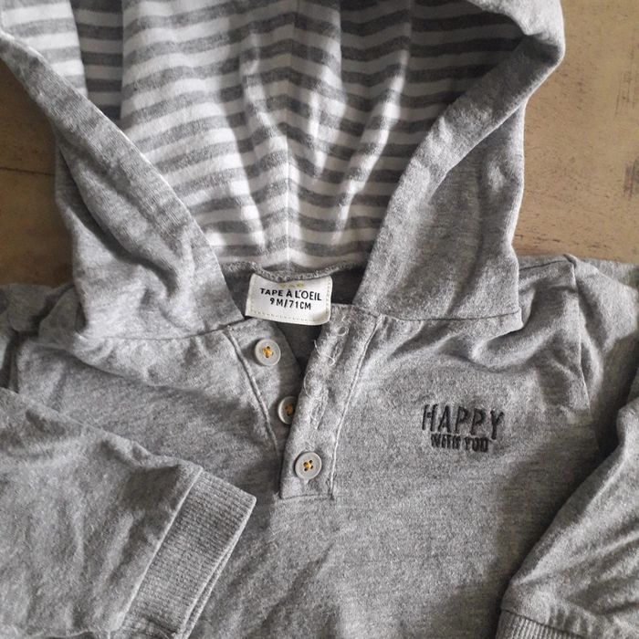 Pull à capuche 9 mois - photo numéro 2