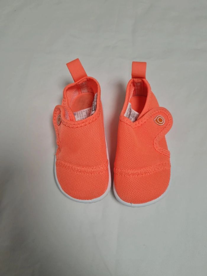 Chaussures de plage pointure 22- 23