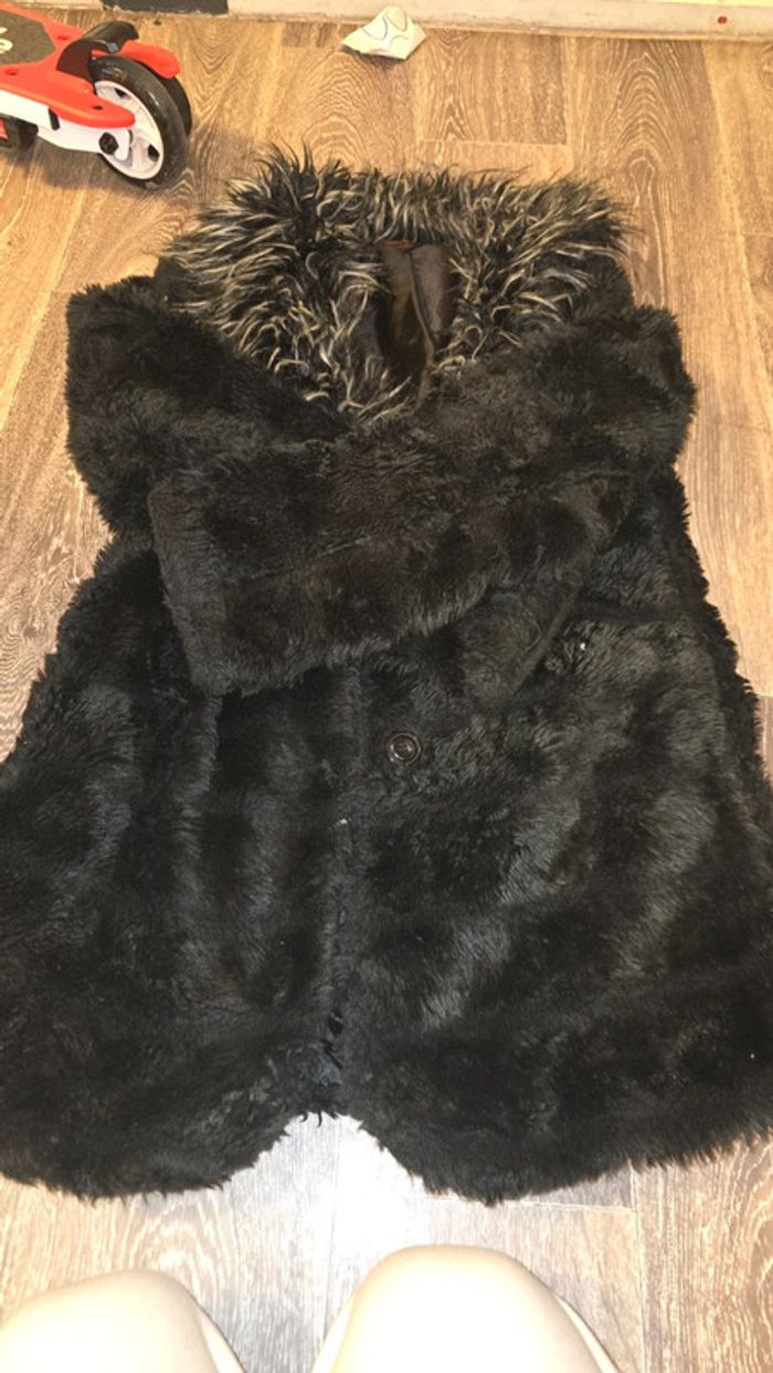 Veste en fausse fourrure - photo numéro 2