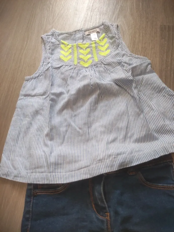Ensemble short et haut taille 4 ans en parfait état Kiabi et Okaïdi - photo numéro 2