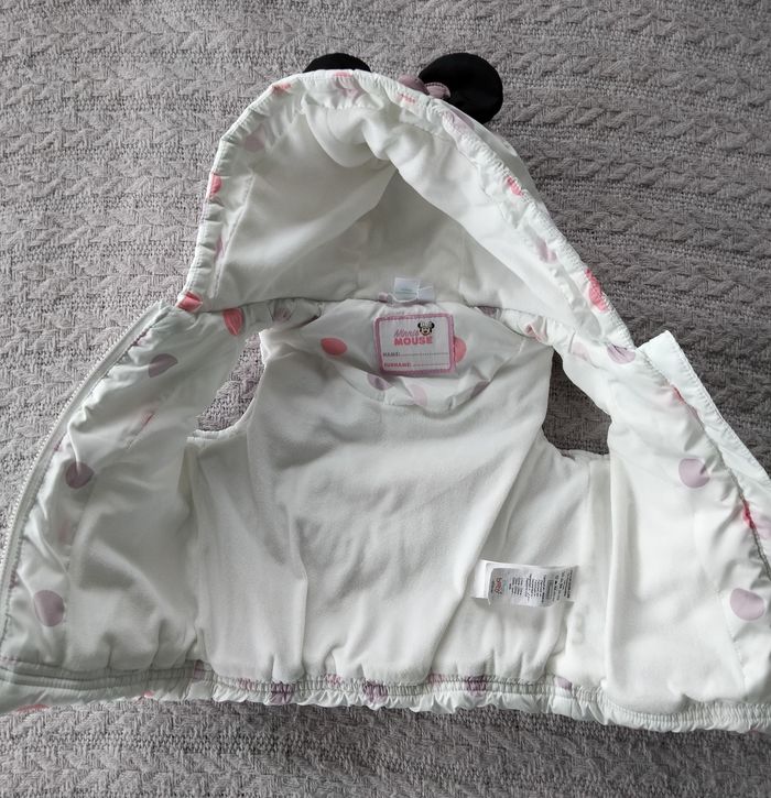 Doudoune Minnie 12 mois neuve - photo numéro 2