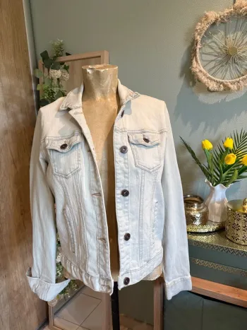 Veste en jean bleu très clair femme