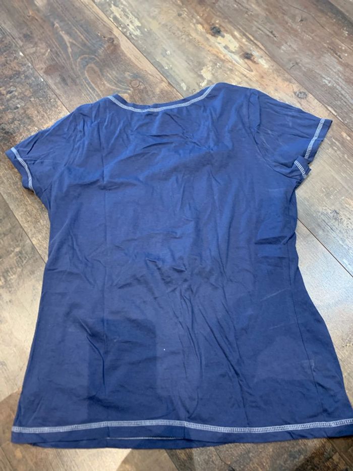 Tee shirt bleu coutures apparentes - photo numéro 5