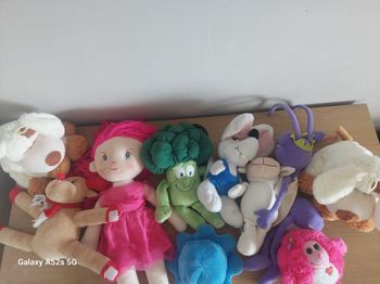 Lot de 12 peluches 