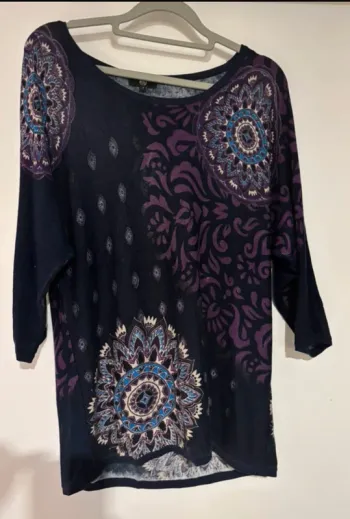 Jolie pull violet manche 3/4 Riu taille 36/S en excellent état