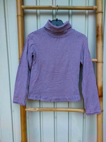 Sous pull a rayures taille 7/8 ans