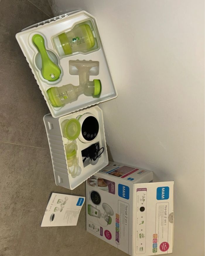 Tire lait 2 en 1 MAM complet comme neuf