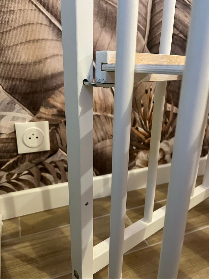 Lit bébé en bois avec matelas - photo numéro 10