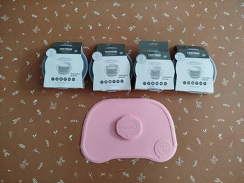 Lot de 4 éléments neufs + tapis set Twistshake