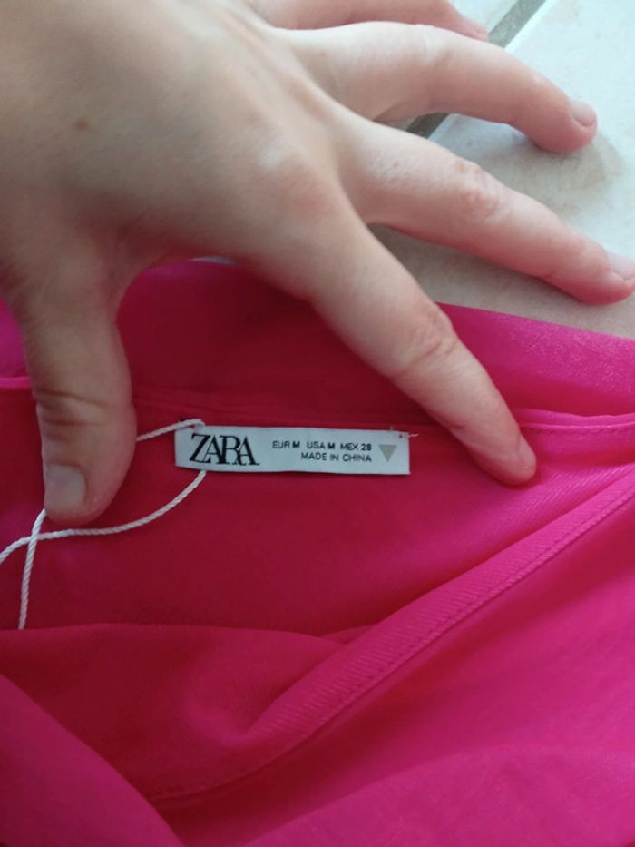 Robe d'été zara neuf Taille 38 - photo numéro 2