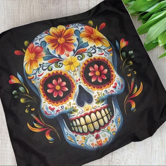 Housse de coussin gothique tête de mort - photo numéro 2