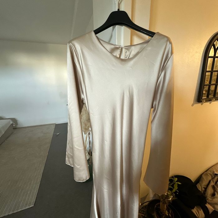 Robe de soirée - photo numéro 2
