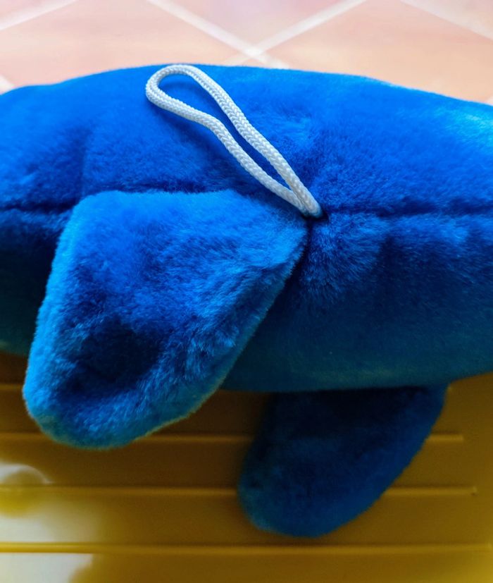 Dauphin 🐬 peluche 🐬 sonore 🎶 très douce 🧸 - photo numéro 9